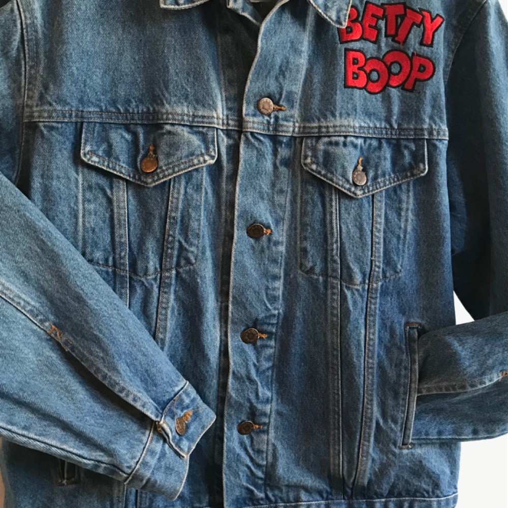 Betty Boop Three Rivers Denim Jacket Size Large - Picture 4 of 7